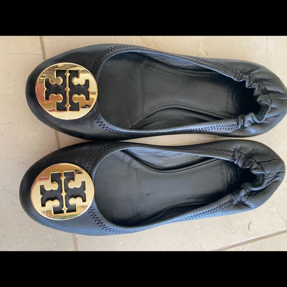 ❌SOLD❌Tory Burch Reva Black Leather Ballet Flats - Picture 2 of 10